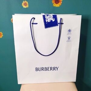 Burberry White Shopping Bag 18 ×16 And Half